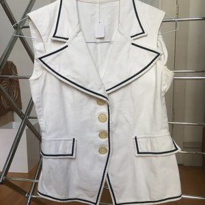 Vintage top in fine piqué with black trimming